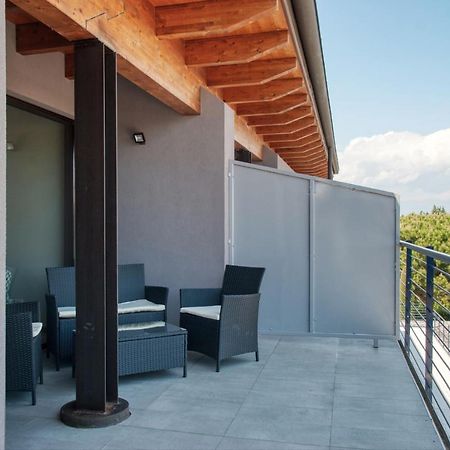 Residenza Puoti Apartment Peschiera del Garda Ngoại thất bức ảnh