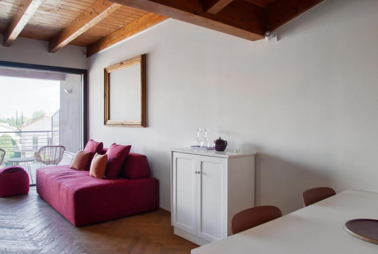 Residenza Puoti Apartment Peschiera del Garda Ngoại thất bức ảnh