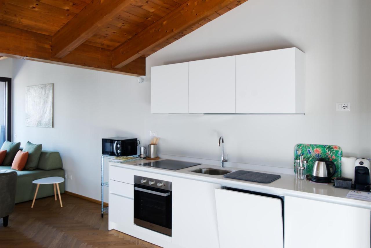 Residenza Puoti Apartment Peschiera del Garda Ngoại thất bức ảnh